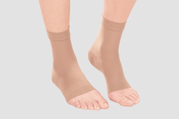 Ankle High Open Toe Compression Socks for Women 20-30mmHg - Compression  Stockings for Women